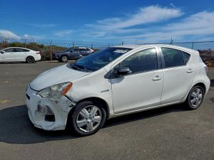 Toyota Prius 1.5L 4 2013