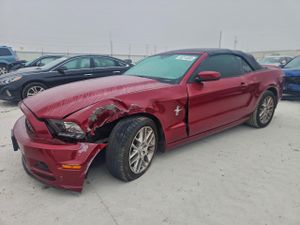 Ford Mustang 3.7L 6 2014