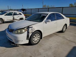 Toyota Camry LE 2.4L 4 2005