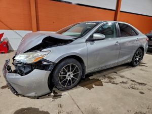 Toyota Camry LE 2.5L 4 2015