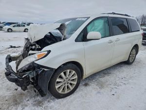 Toyota Sienna XLE 3.5L 6 2015