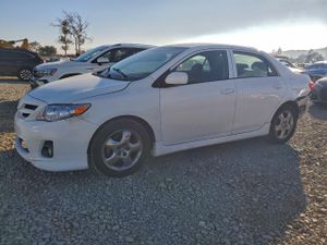 Toyota Corolla BASE 1.8L 4 2012