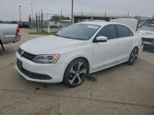 Volkswagen Jetta SE 1.8L 4 2014