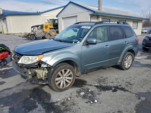 Subaru Forester 2.5X PREMIUM 2.5L 4 2011