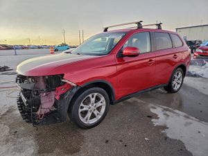 Mitsubishi Outlander SE 2.4L 4 2015