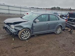 Volkswagen Jetta SE 2.5L 5 2010