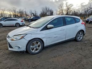 Ford Focus SE 2.0L 4 2013