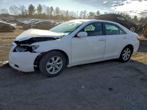 Toyota Camry BASE 2.4L 4 2009