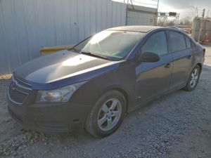 Chevrolet Cruze LS 1.8L 4 2013