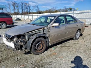 Toyota Camry LE 2.4L 4 2005