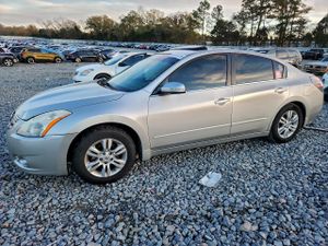 Nissan Altima BASE 2.5L 4 2012