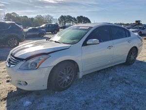Nissan Altima SR 3.5L 6 2012