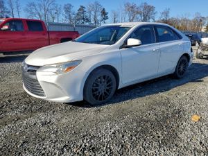 Toyota Camry LE 2.5L 4 2015
