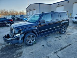 Jeep Patriot LATITUDE 2.0L 4 2015