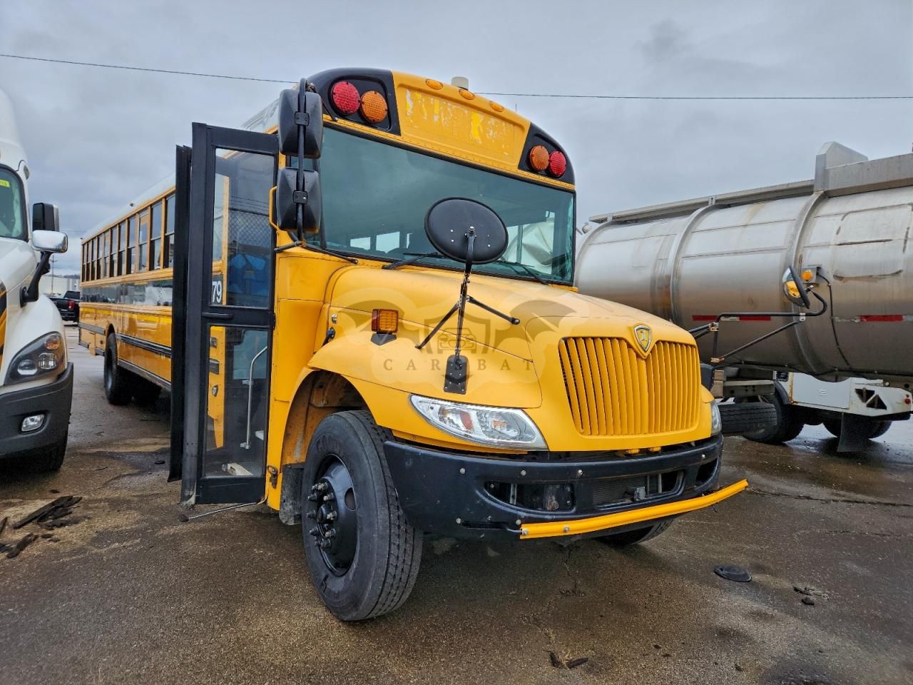 IC Corporation CE Series CE 6.7L 6 2019