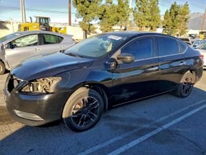 Nissan Sentra S 1.8L 4 2015