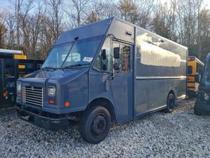 Freightliner MT-45 M LINE WALK-IN VAN 6.0L 8 2021