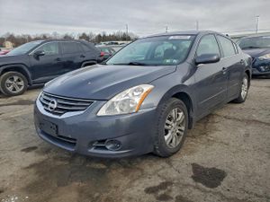 Nissan Altima BASE 2.5L 4 2012