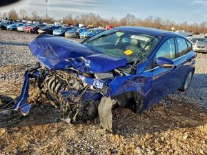 Ford Focus TITANIUM 2.0L 4 2012