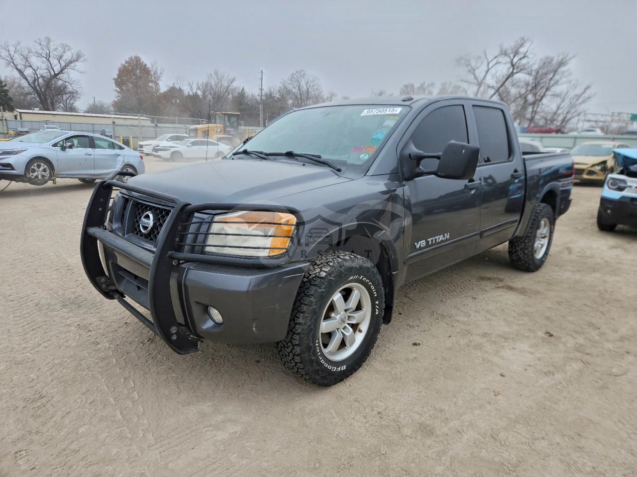 Nissan Titan XE 5.6L 8 2010