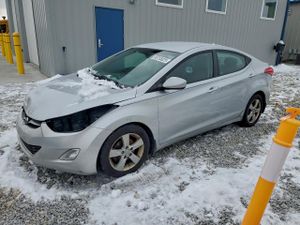 Hyundai Elantra GLS 1.8L 4 2013