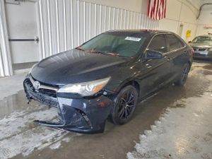 Toyota Camry LE 2.5L 4 2015