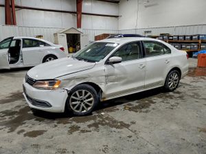 Volkswagen Jetta SE 1.8L 4 2014