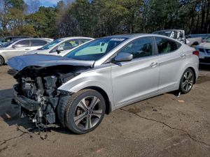 Hyundai Elantra SE 2.0L 4 2014
