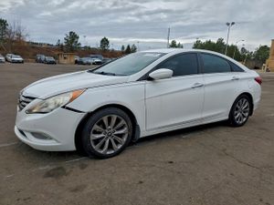 Hyundai Sonata SE 2.4L 4 2012