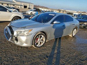 Nissan Maxima S 3.5L 6 2014