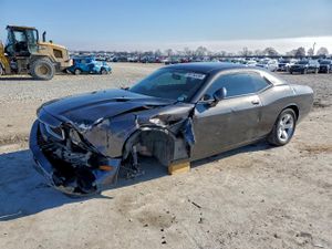 Dodge Challenger SXT 3.6L 6 2013