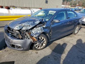 Volkswagen Jetta SE 1.8L 4 2014