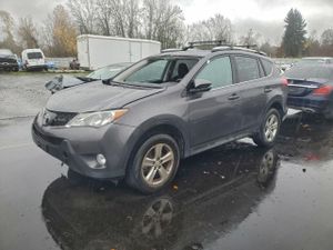 Toyota Rav4 XLE 2.5L 4 2014