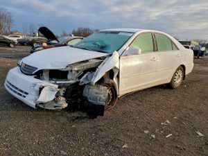 Toyota Camry LE 2.4L 4 2004