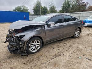Ford Fusion SE 2.5L 4 2014