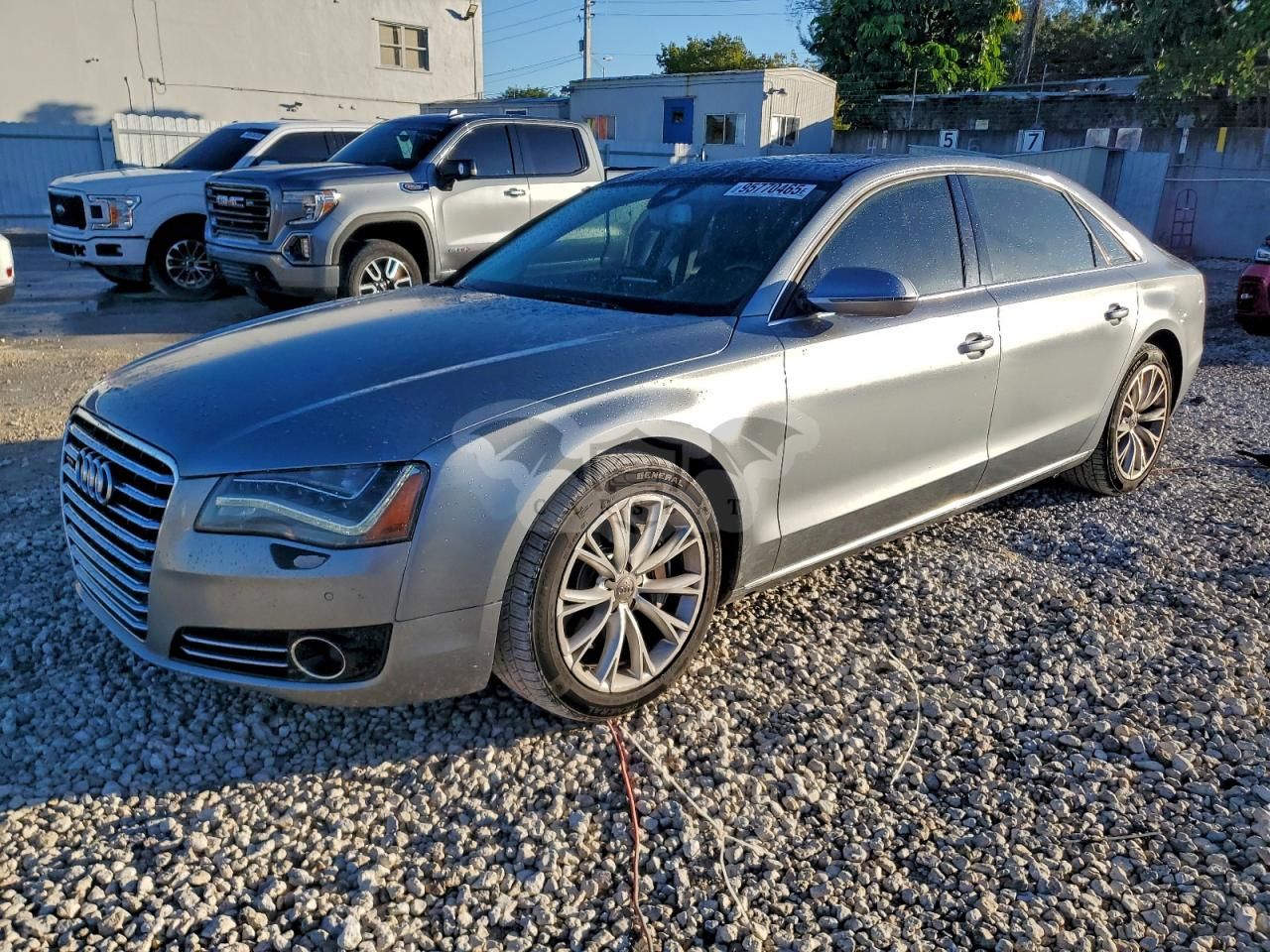 Audi A8 L QUATTRO 3.0L 6 2013