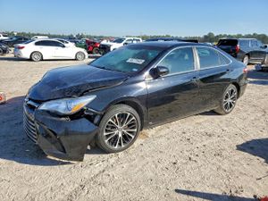 Toyota Camry LE 2.5L 4 2015