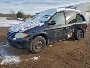 Chrysler Town & Country LX 3.3L 6 2005