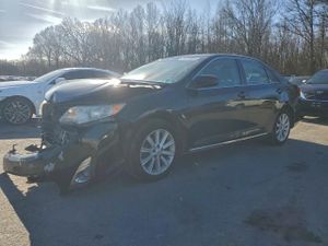 Toyota Camry SE 3.5L 6 2014