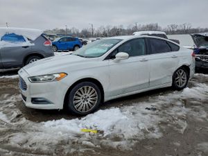 Ford Fusion SE 2.5L 4 2013