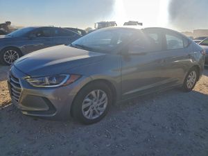 Hyundai Elantra SE 2.0L 4 2017