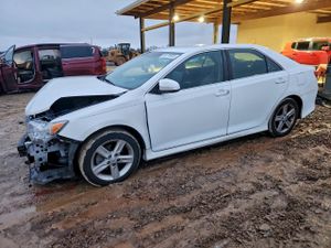 Toyota Camry BASE 2.5L 4 2012