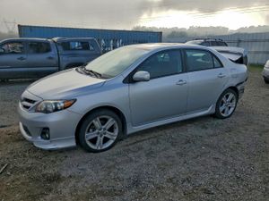 Toyota Corolla BASE 1.8L 4 2013