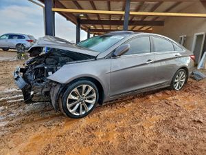 Hyundai Sonata SE 2.4L 4 2011