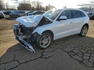 Audi Q5 PREMIUM PLUS 2.0L 4 2015