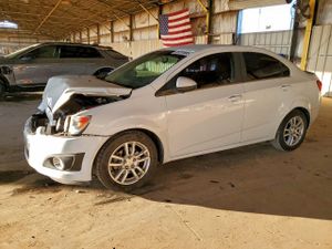 Chevrolet Aveo (Sonic) LT 1.8L 4 2014