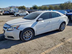Chevrolet Malibu 1LT 2.5L 4 2015