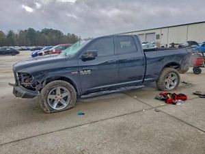 RAM 1500 ST 5.7L 8 2014