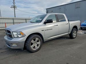 Dodge RAM SLT 5.7L 8 2012