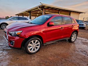 Mitsubishi Outlander ES 2.0L 4 2015